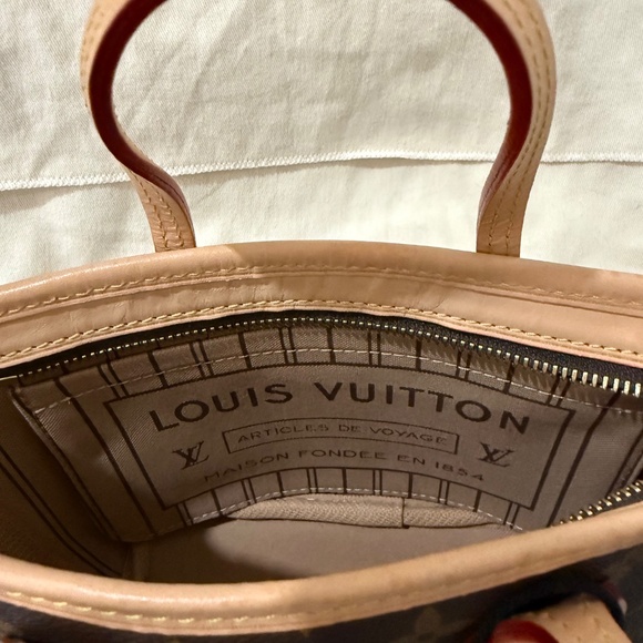 Louis Vuitton Neverfull BB, Monogram, Coated Canvas w/ Dust Bag - Picture 10 of 16